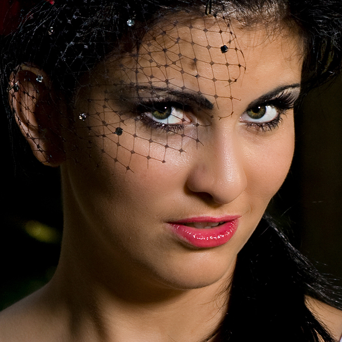 Mittel, Wahl, überzeugend, Bewegung, Sprache, Audio, mediengerecht, formal, perfekt, Zielsetzung, Zielgruppe, Medienkanal, vielschichtig, erfordert, vielältig, Expertise, Smartphone, konsumiert, TV, Television, Fernsehen, Übertragungsqualität, ausgewogen, Gleichgewicht, technisch, Qualität, gering, Datenvolumen, Codec, Videoformat, einwandfrei, zuverlässig, erreichen, Videoprojekt, Anfang, Vertriebsstrategie, durchdacht, Mediaplanung, bewährt, Instrument, Social-Media-Marketing, Online-PR, Empfehlungsmarketing, gewünscht, Reichweite, relevant, Teamsport, Erstklassig, Realisierung, Kraft, nutzen, Macht, unumstritten, Wirkung, Fotomaterial, investieren, Marke, Markenbotschaft, kraftvoll, einzigartig, Authentizität, überlegt, Bildkonzept, Kommunikationsziel, Fotoshooting, exakt, Kommunikationskonzept, Bildsprache, abgestimmt, Briefing, Stockfoto, erfüllen, Qualitätskriterien, aufwändig, Kampagne, Billigfoto, Markt, überschwemmt, günstig, unverwechselbar, Ergänzen, eigenständig, Bildmaterial